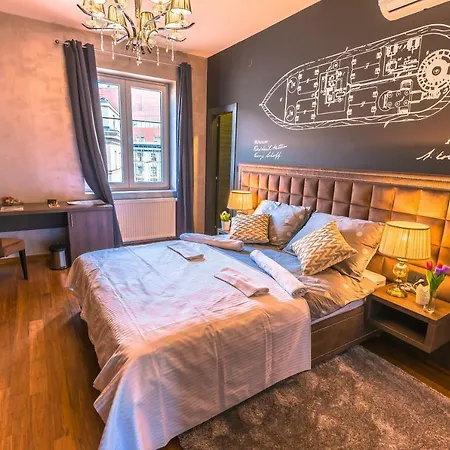 Seven Stories Rooms, 4th Floor, No Elevator Guest house 4*